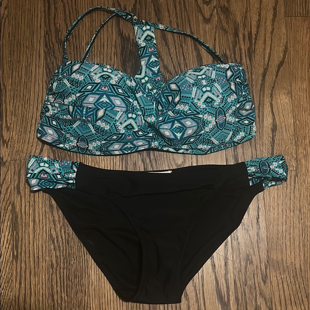 *3 for $10* Jessica Simpson  Large Patterned Blue and Black Women's Bikini